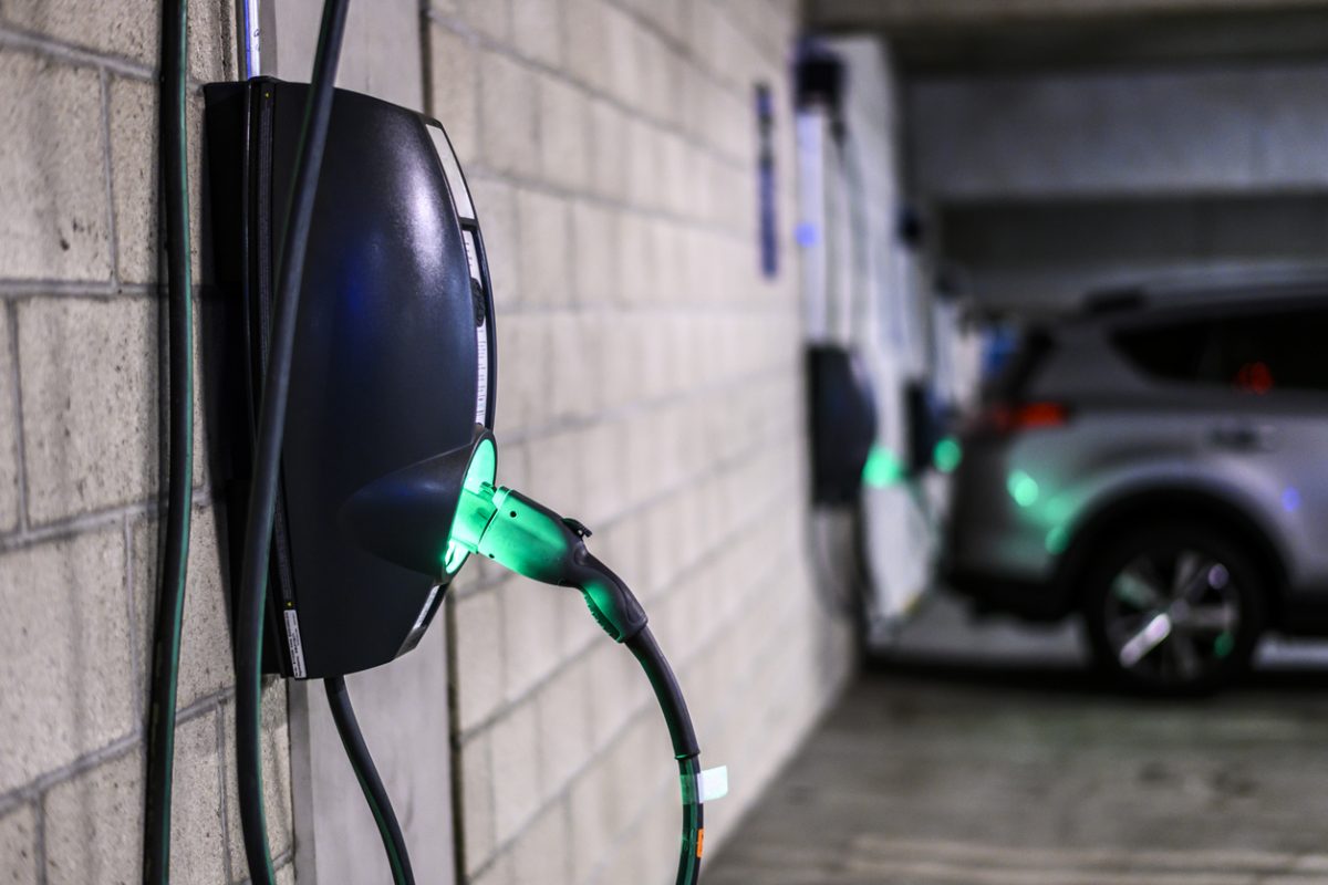 Installation borne de recharge IRVE en copropriété – MG Elec, électricien certifié Qualifelec Pays Basque
